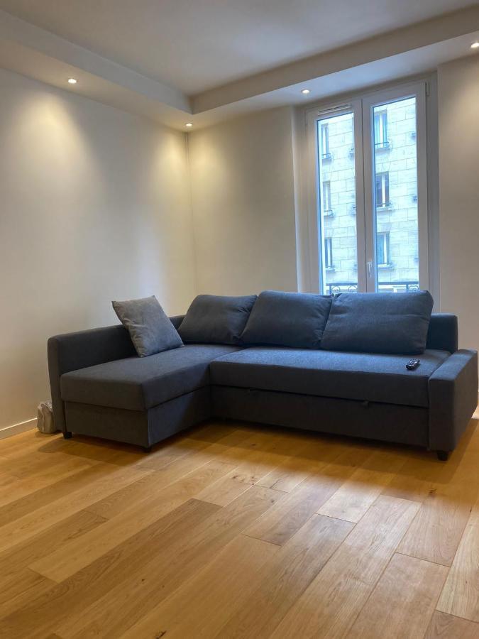 Super Appartement Refait A Neuf Beaucoup De Charme Boulogne-Billancourt Luaran gambar