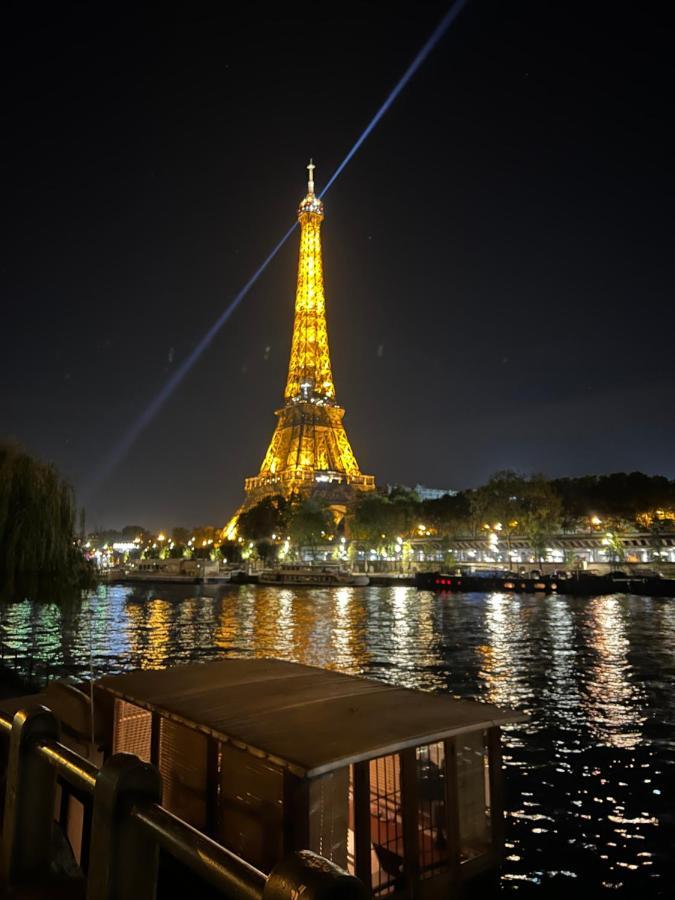 Super Appartement Refait A Neuf Beaucoup De Charme Boulogne-Billancourt Luaran gambar
